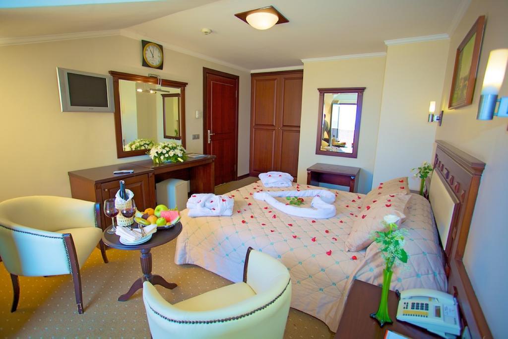 Anzer Beach Hotel Kumburgaz Quarto foto